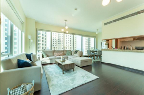 Dubai Marina Apartment with Sea view, Pool and Gym